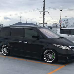 エリシオン RR3