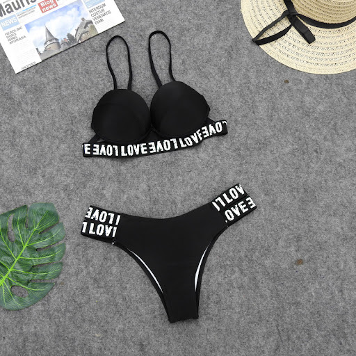 Title 7, European and American color matching bikini for...