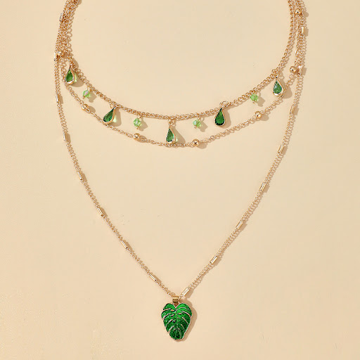 Title 9, Waterdrop Emerald Necklace Clavicle Chain