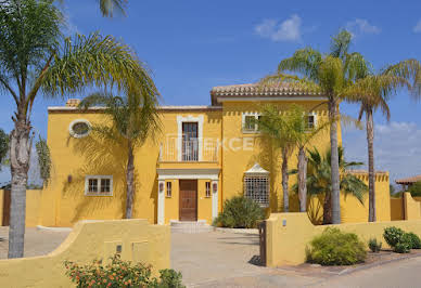 House with pool and terrace 5