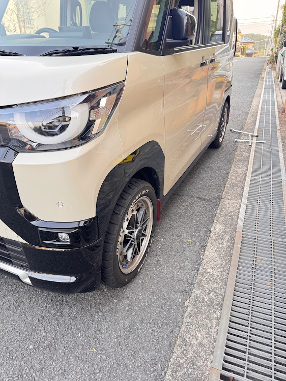 デリカミニのタイヤ交換・夏支度・ワークエキップ03・TOYOオープンカントリーR/T・デリカミニに関するカスタム事例の投稿画像3枚目