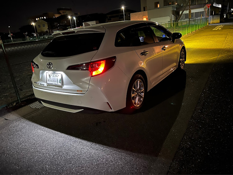 カローラツーリングのお出かけカー・純正良き・DVD後付けしたいに関するカスタム事例の投稿画像1枚目