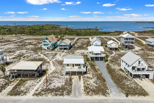 Collection of coastal stilt houses - Prestige house for sale in Gulf Shores, 4 bedrooms