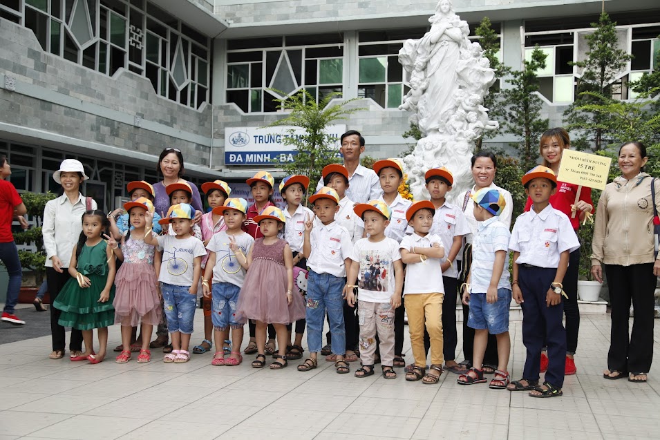 Ngày Hội Trăng Rằm lần thứ 10 cho các em có hoàn cảnh đặc biệt