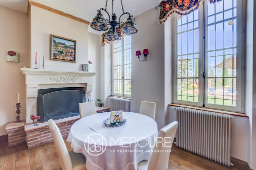 Propriété avec piscine 2