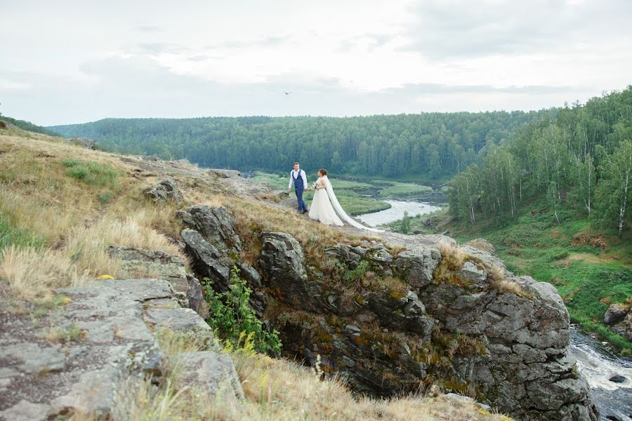 Fotografo di matrimoni Irina Cherepanova (vspyshka). Foto del 22 novembre 2021