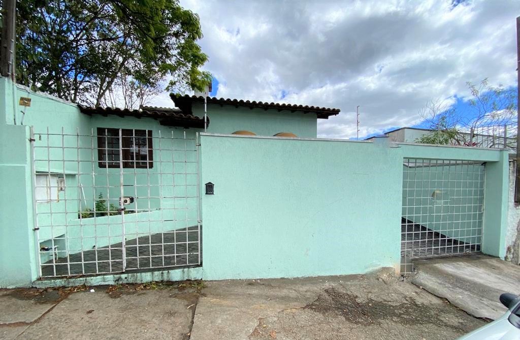 Casas à venda Vila Mogilar