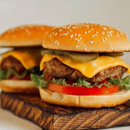 2. Cheese Burger