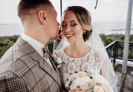 Fotógrafo de casamento Yuliya Aryapova (aryapova73). Foto de 1 de fevereiro 2020