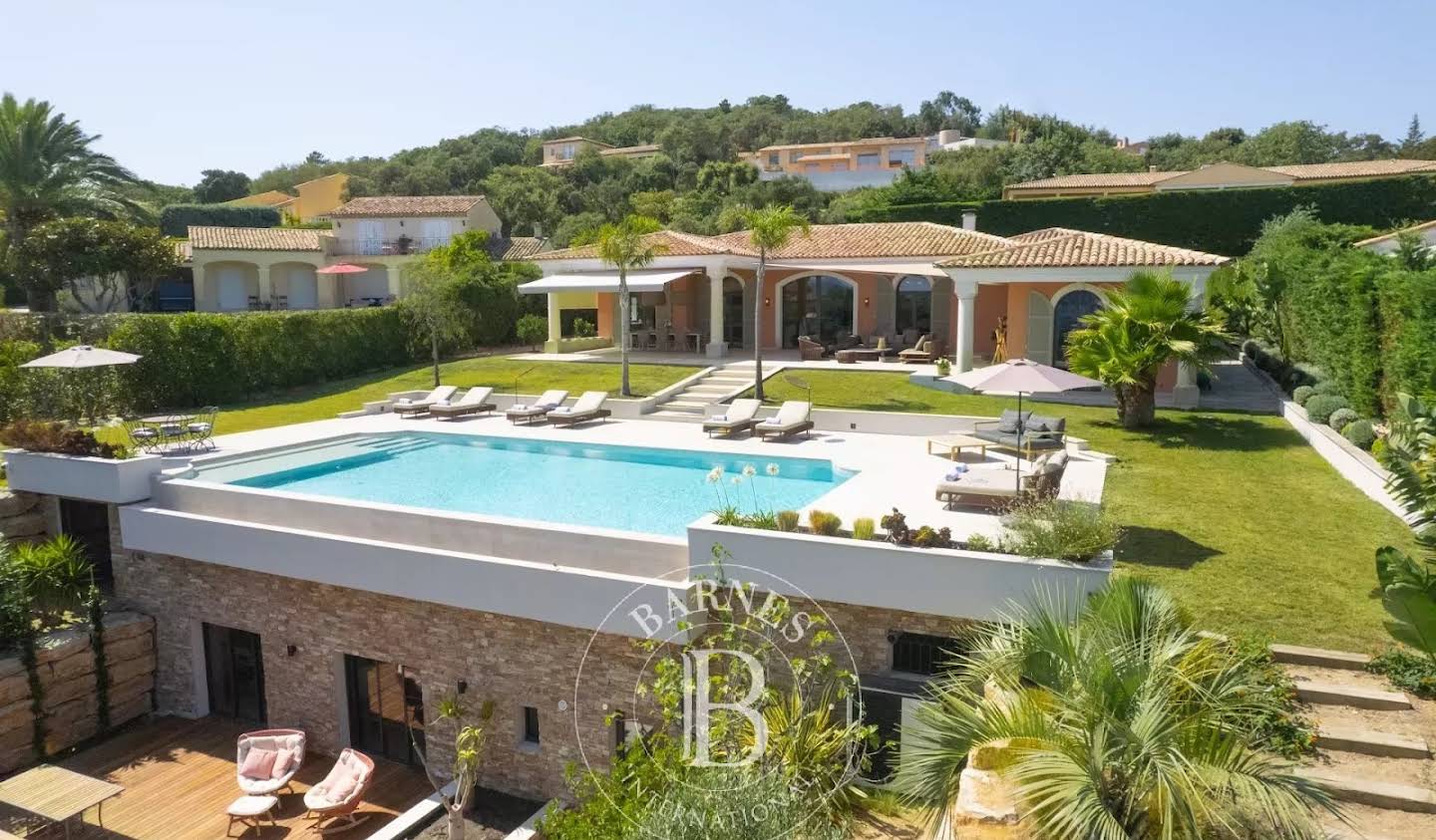 Property with pool Grimaud