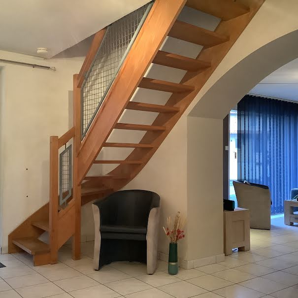 Vente maison 5 pièces 163 m² à Mauléon (79700), 179 000 €