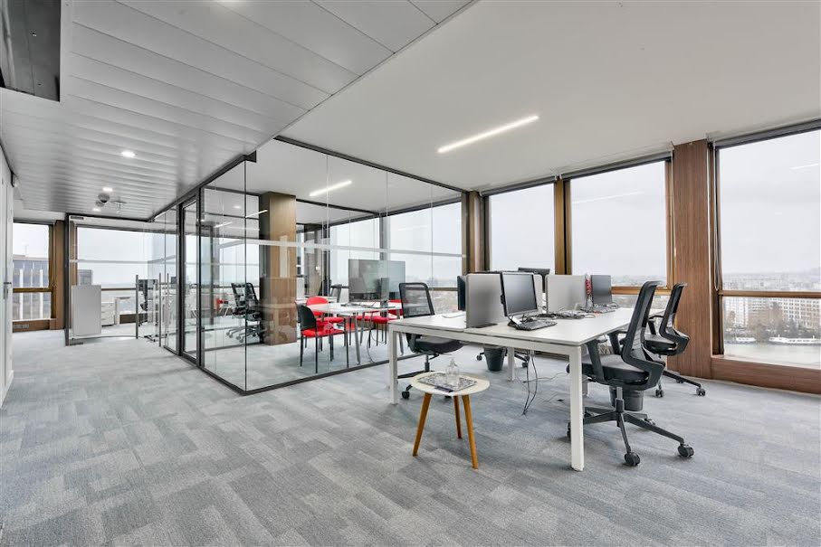 Location  locaux professionnels  175 m² à Saint-Cloud (92210), 5 104 €