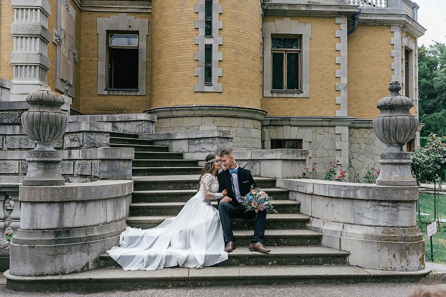 Fotógrafo de casamento Regina Kalimullina (reginanv). Foto de 2 de novembro 2018