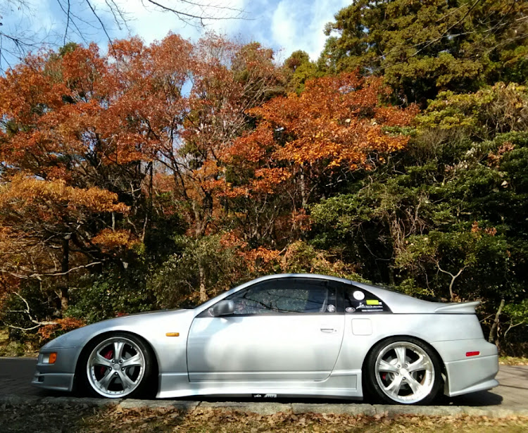 フェアレディZの紅葉🍁・秋・愛機・z32に関するカスタム事例の投稿画像1枚目