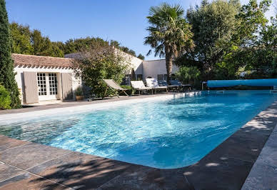 Maison avec piscine et terrasse 20