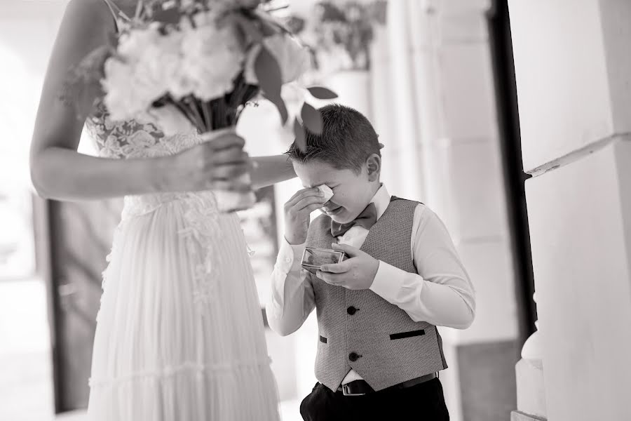 Wedding photographer Radu Dumitrescu (radudumitrescu). Photo of 16 February 2023