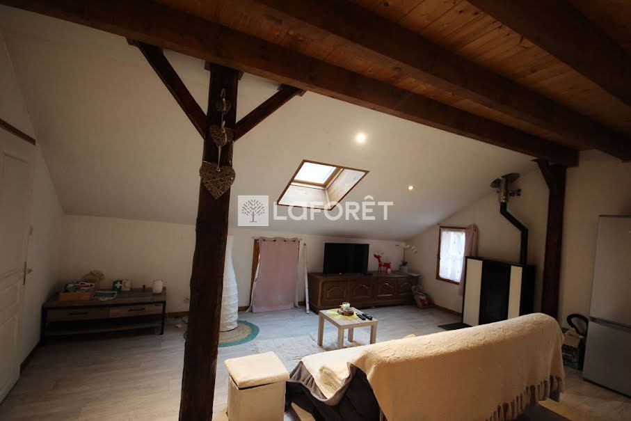 Vente appartement 3 pièces 68.11 m² à Cevins (73730), 155 000 €