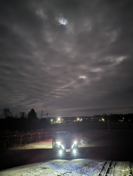 エクストレイルのnight photographyに関するカスタム事例の投稿画像1枚目