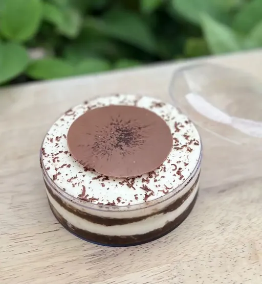 Tiramisu (Contains Alcohol)