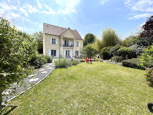 House with terrace 1