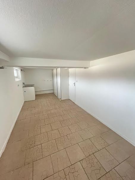 Location  appartement 2 pièces 48 m² à Limoges (87000), 425 €