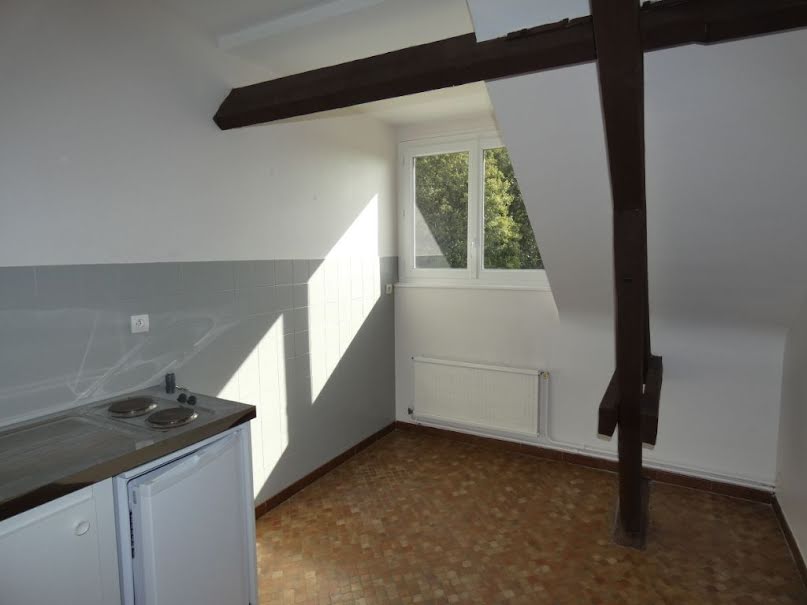 Location  appartement 1 pièce 18 m² à Chateau-thierry (02400), 373 €