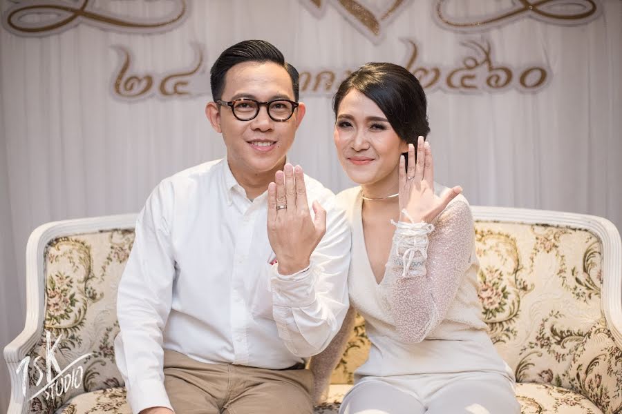 Fotografo di matrimoni Sutipong Tumtaranon (15kstudio). Foto del 8 settembre 2020