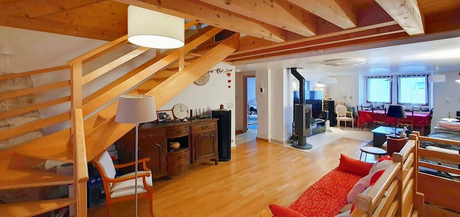 Vente maison 7 pièces 200 m² à Cruseilles (74350), 585 000 €