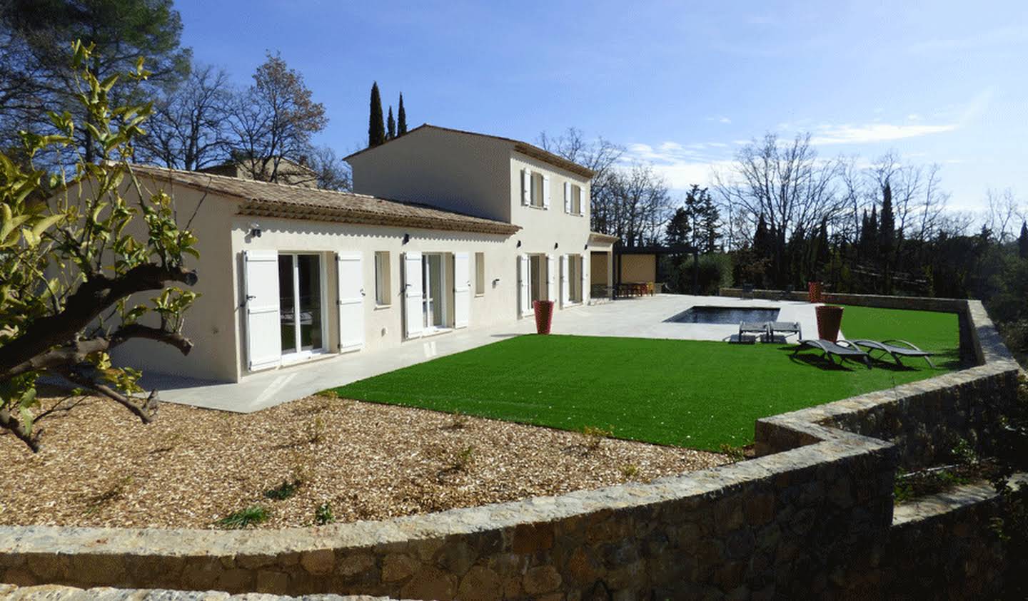 Propriété avec piscine Seillans