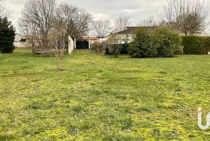  Vente Terrain à bâtir - 1 614m² à Rouillac (16170) 