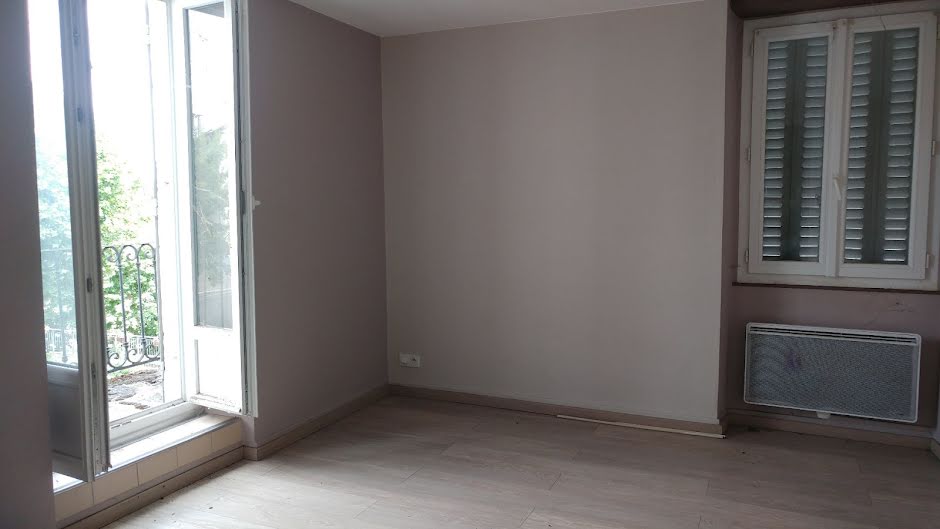 Vente maison 5 pièces 110 m² à Bagnac-sur-Célé (46270), 100 500 €