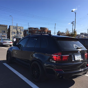 X5 E70