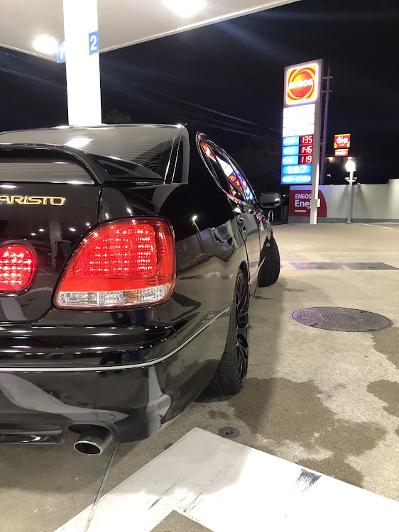 アリストの洗車・ホイール交換に関するカスタム事例の投稿画像2枚目
