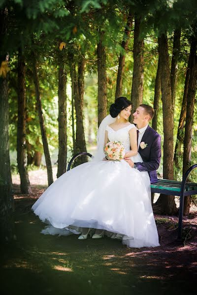 Fotógrafo de casamento Vladimir Vladimirov (vladivlad). Foto de 6 de agosto 2017