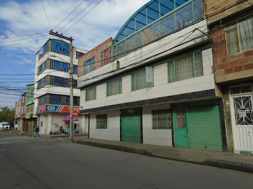 Casa En Venta - Escocia Vii Sectores I, Ii, Iii, Bogota