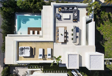 Villa with pool 5