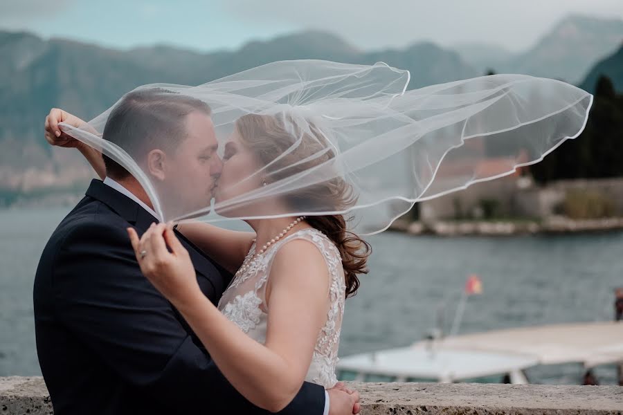 Fotógrafo de casamento Aleksandar Yaredich (reflex). Foto de 1 de dezembro 2019