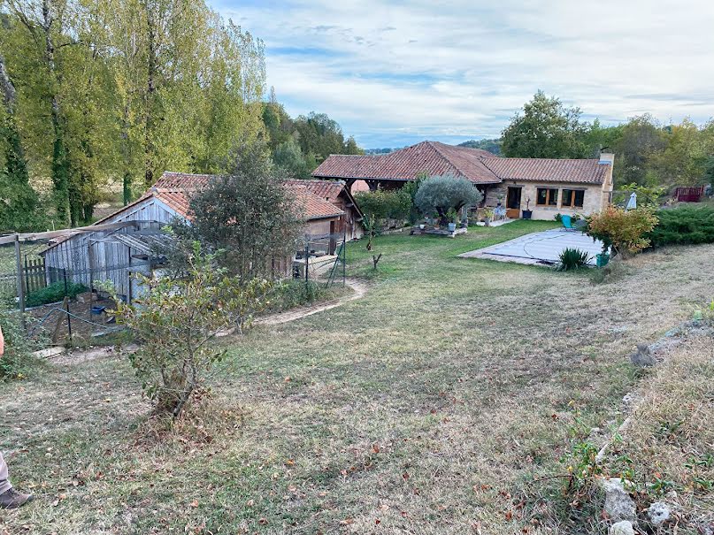 Vente maison 7 pièces 174 m² à Rouffignac-Saint-Cernin-de-Reilhac (24580), 680 000 €