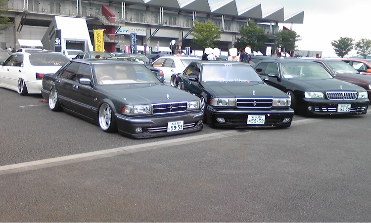 グロリアのとんねる入りまーすさんが投稿したカスタム事例の投稿画像1枚目