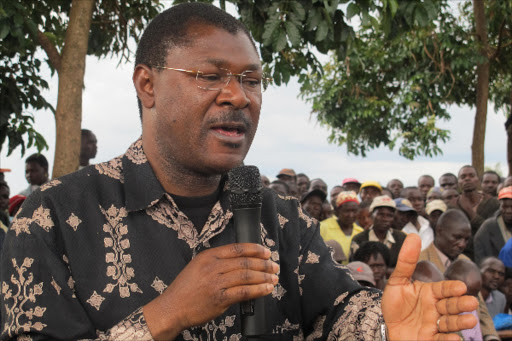 Ford Kenya part leader Moses Wetang'ula addresses residents of Trans Nzoia in September 2018