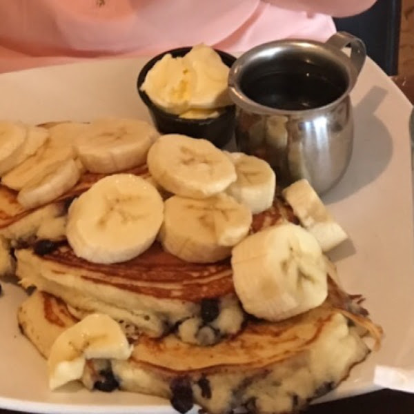 Blueberry/Banana gluten free pancakes!