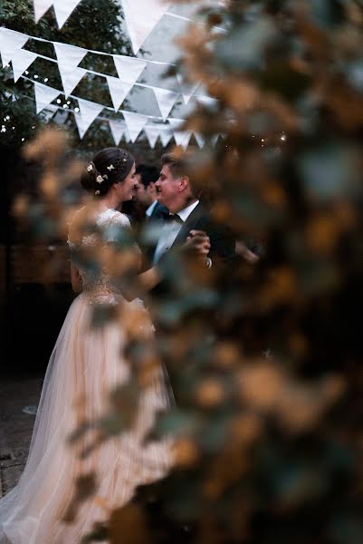 Fotógrafo de casamento Ioana Porav (ioanaporavfotog). Foto de 17 de outubro 2016