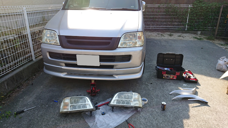 ステップワゴンのDIY・ヘッドライト交換・愛媛 今治・レッドメモリーに関するカスタム事例の投稿画像1枚目