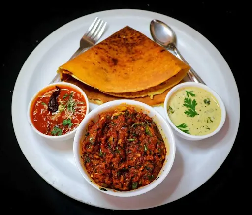 Kolhapuri Masala Dosa