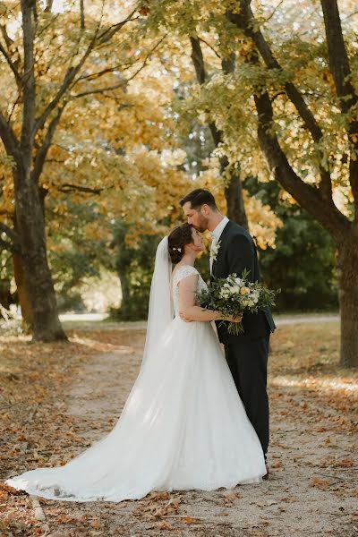 Wedding photographer Nina Škarbalová (capturednina). Photo of 28 December 2023