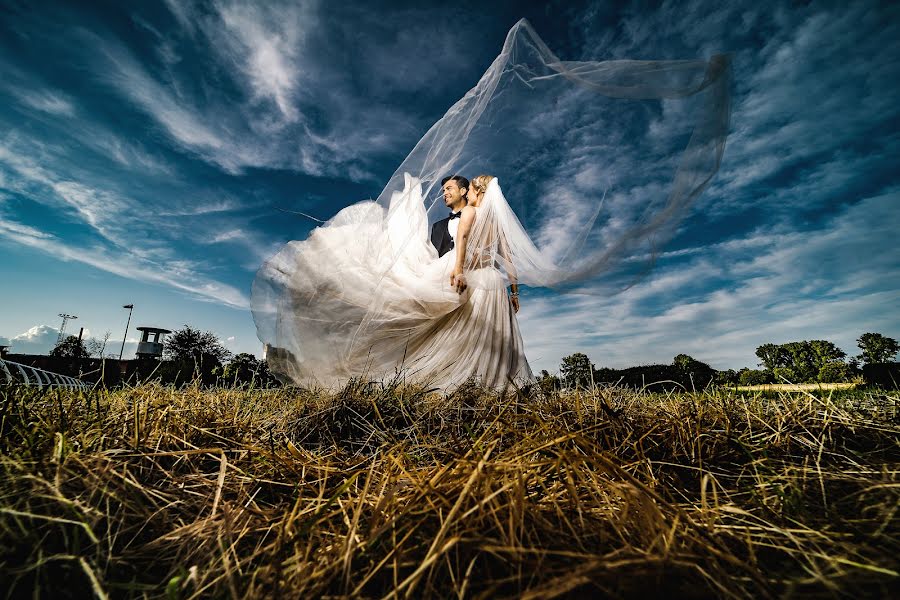 Wedding photographer Darius Graça Bialojan (mangual). Photo of 28 February 2020