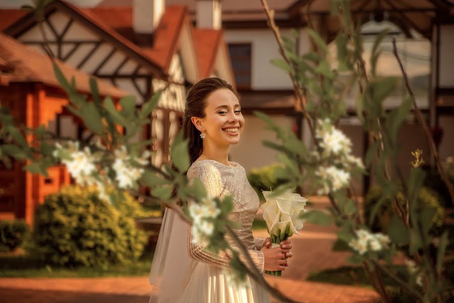 Photographe de mariage Polina Vereschagina (fotobober). Photo du 1 mai 2019