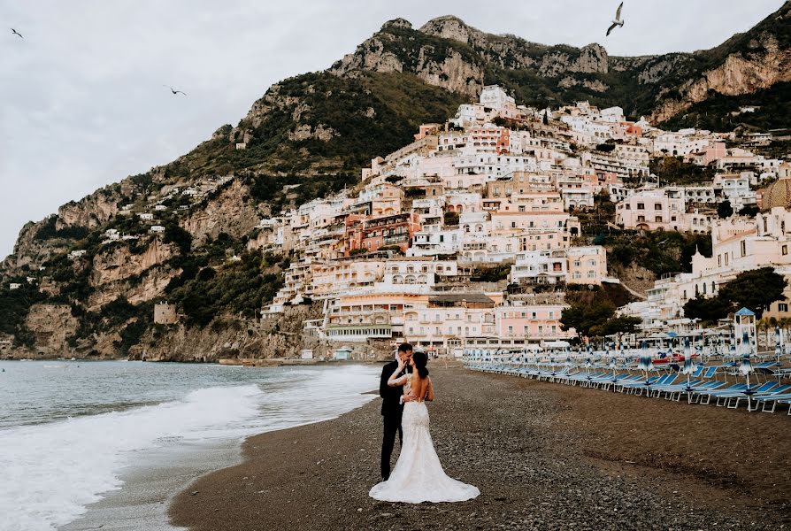 Fotógrafo de casamento Dominika Dworszczak (dominikadw). Foto de 21 de abril 2022