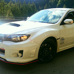 インプレッサ WRX STI GVF