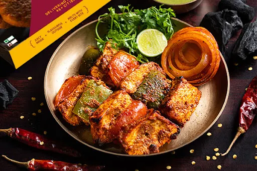 Classic Paneer Tikka [6 Pcs]